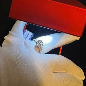 New 18k White gold Moissinate 1CT Diamond Ring